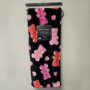Betsy Johnson Gummy Bears Ultra Soft Plush Throw Blanket Black Pink